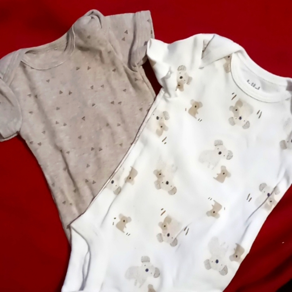Set onesie